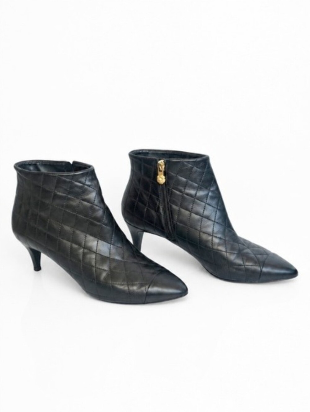 Chanel Black Quilted Leather Cap Toe Ankle Boots Y2K Size 38.5 EU Fall Boots